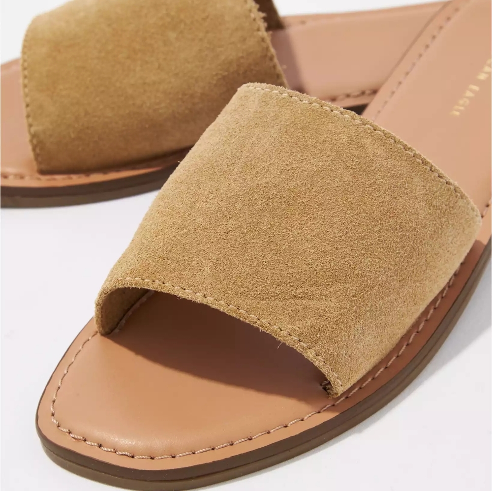 ⚡️SALE⚡️AE Suede Slide Sandal in 'Taupe', Size 8